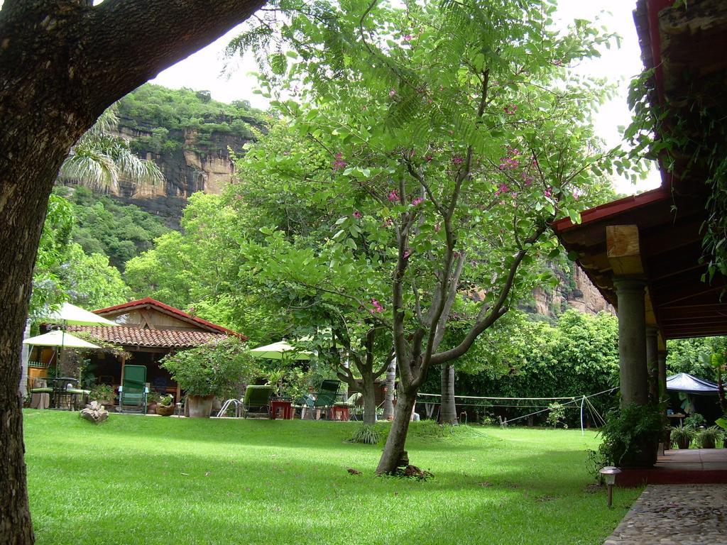 Casa Navacoyan Malinalco Exterior photo
